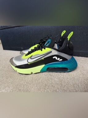 Nike Air Max 2090 “Volt Blue” Mens Green Black 2020 BV9977-101 US 10.5